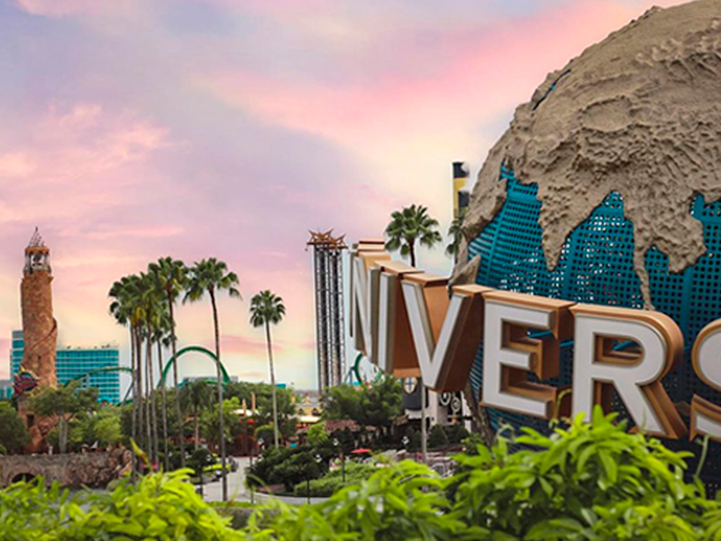 UNIVERSAL STUDIOS